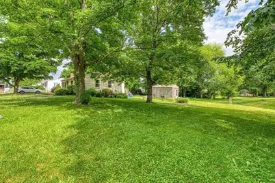 490 North Ave, Rockland, MA 02370 - Photo 3