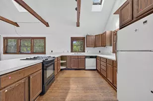 21 Mattarest Ln, Dartmouth, MA 02748 - Photo 17