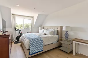 65 Chelsea St, Boston, MA 02129 - Photo 7