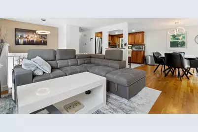 8 Governor Fuller Rd, Billerica, MA 01821 - Photo 13