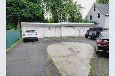 32-34 Montmorenci St, Springfield, MA 01107 - Photo 9