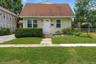 25 Prince Ave, West Springfield, MA 01089 - Photo 3