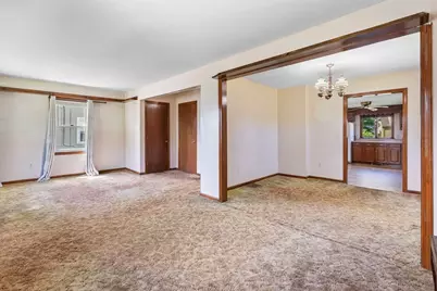 25 Prince Avenue, West Springfield, MA 01089 - Photo 15