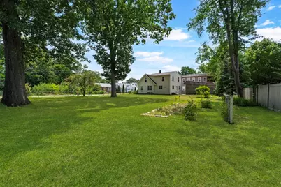 25 Prince Avenue, West Springfield, MA 01089 - Photo 33