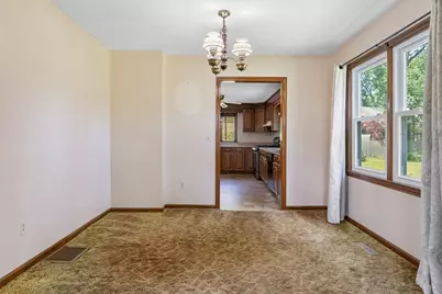 25 Prince Avenue, West Springfield, MA 01089 - Photo 13