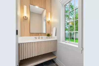 28 Parker Rd, Wellesley, MA 02482 - Photo 15