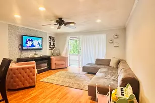 520 High St, Clinton, MA 01510 - Photo 5