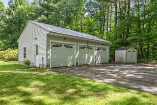 294 N Valley Rd, Pelham, MA 01002 - Photo 15