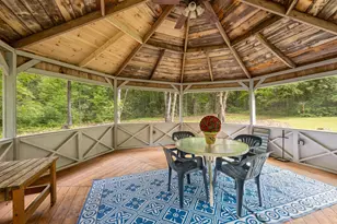 294 N Valley Rd, Pelham, MA 01002 - Photo 19