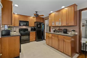 28 Ladyslipper Dr, Shrewsbury, MA 01545 - Photo 13