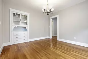 71 Manthorne Rd, Boston, MA 02132 - Photo 9