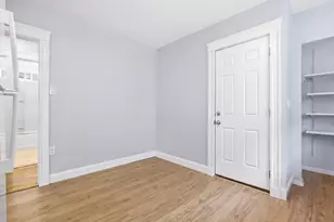 71 Manthorne Rd, Boston, MA 02132 - Photo 11