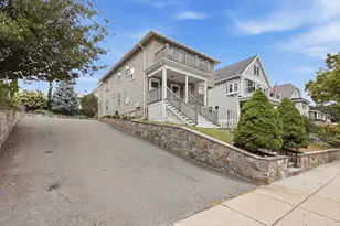 71 Manthorne Rd, Boston, MA 02132 - Photo 3