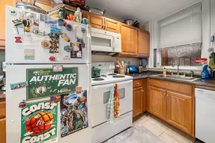 451 Park Dr, Boston, MA 02215 - Photo 9