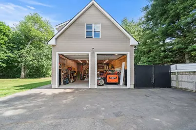 1 Toms Way, Stoneham, MA 02180 - Photo 5