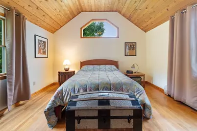 183 Park St, Easthampton, MA 01027 - Photo 29