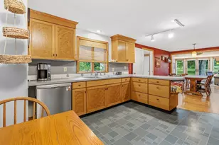 183 Park St, Easthampton, MA 01027 - Photo 21