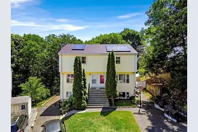 31 Wallace Cir #31, Malden, MA 02148 - Photo 3