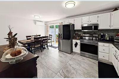 31 Wallace Cir #31, Malden, MA 02148 - Photo 15