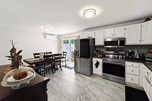 31 Wallace Cir, Malden, MA 02148 - Photo 15