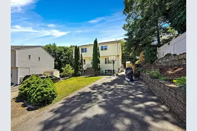 31 Wallace Cir #31, Malden, MA 02148 - Photo 5