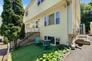 31 Wallace Cir, Malden, MA 02148 - Photo 1