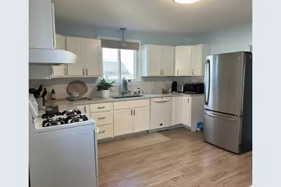 158 Jackson St, Fall River, MA 02721 - Photo 17