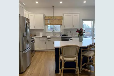 158 Jackson St, Fall River, MA 02721 - Photo 5