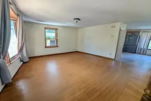 2 Myrtle, Somerville, MA 02145 - Photo 3