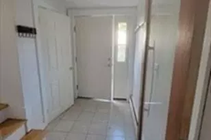 5 Greenleaf Cir, Framingham, MA 01701 - Photo 7