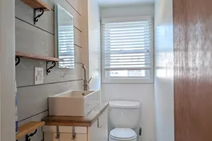 5 Greenleaf Cir, Framingham, MA 01701 - Photo 9