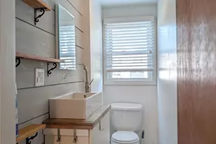 5 Greenleaf Cir, Framingham, MA 01701 - Photo 9