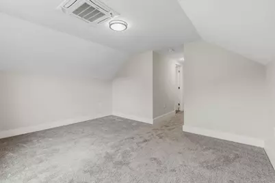 8 Hammatt St, Ipswich, MA 01938 - Photo 17