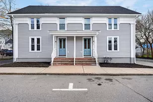 8 Hammatt St, Ipswich, MA 01938 - Photo 1