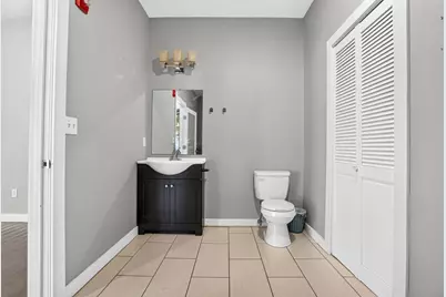 370 Beech St #C, Boston, MA 02131 - Photo 11