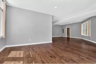 370 Beech St #3, Boston, MA 02131 - Photo 5