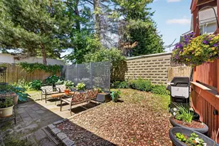 23 Irvington Rd, Somerville, MA 02144 - Photo 37