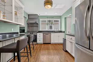 23 Irvington Rd, Somerville, MA 02144 - Photo 9