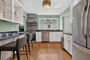 23 Irvington Rd, Somerville, MA 02144 - Photo 9
