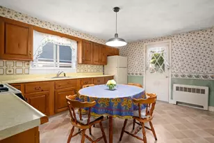 73 Sweetwater St, Saugus, MA 01906 - Photo 9