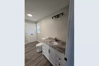 120 High St, Hardwick, MA 01031 - Photo 9