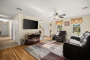 240 Burt St, Taunton, MA 02780 - Photo 9