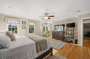 240 Burt St, Taunton, MA 02780 - Photo 23