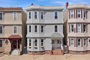 151 L St, Boston, MA 02127 - Photo 1