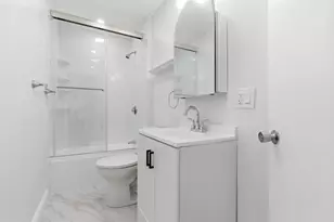 151 L St, Boston, MA 02127 - Photo 9