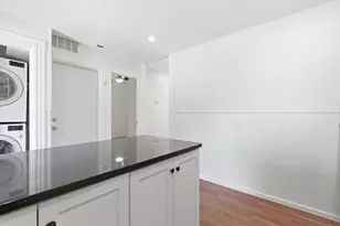 151 L St, Boston, MA 02127 - Photo 5