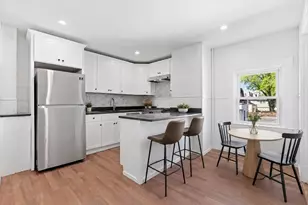 151 L St, Boston, MA 02127 - Photo 3