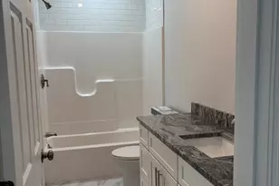 943 County St, Fall River, MA 02723 - Photo 7