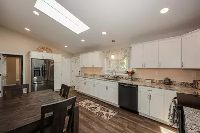86 Meadowbrook Road, Chelmsford, MA 01863 - Photo 5