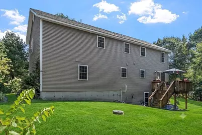 93 N Common Rd, Westminster, MA 01473 - Photo 5